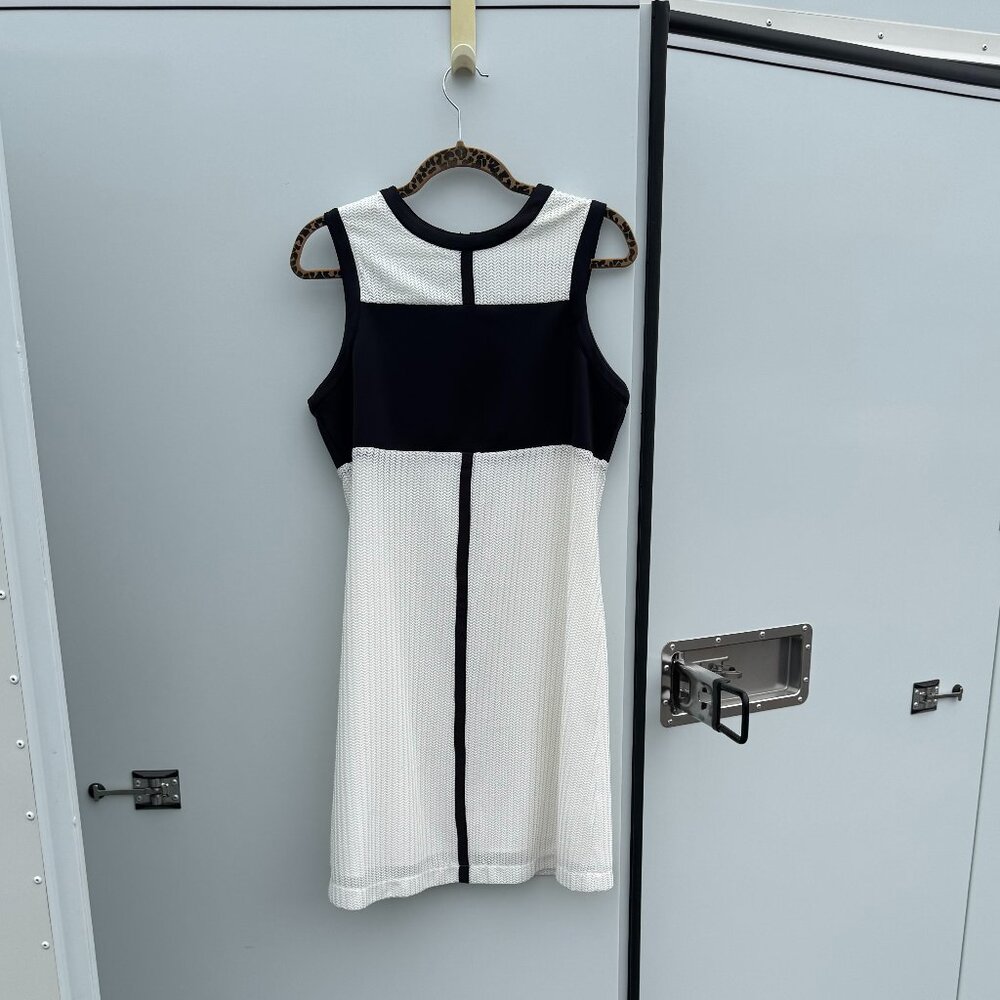 Stella & Jamie White Black Textured Knit Dress - Size Medium